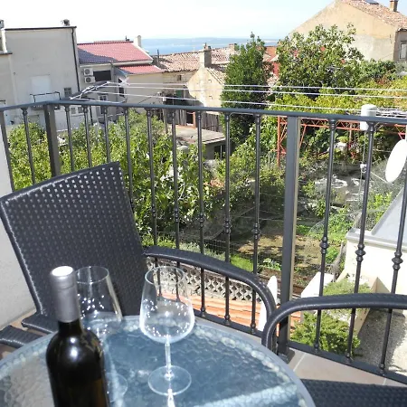 Apartment Damir 2+2 Bocni Crikvenica